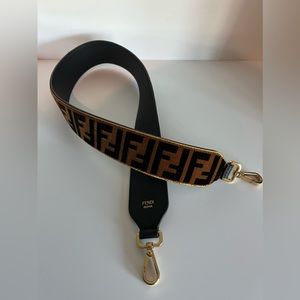 FENDI VELVET TAPESTRY FF STRAP You Tobacco